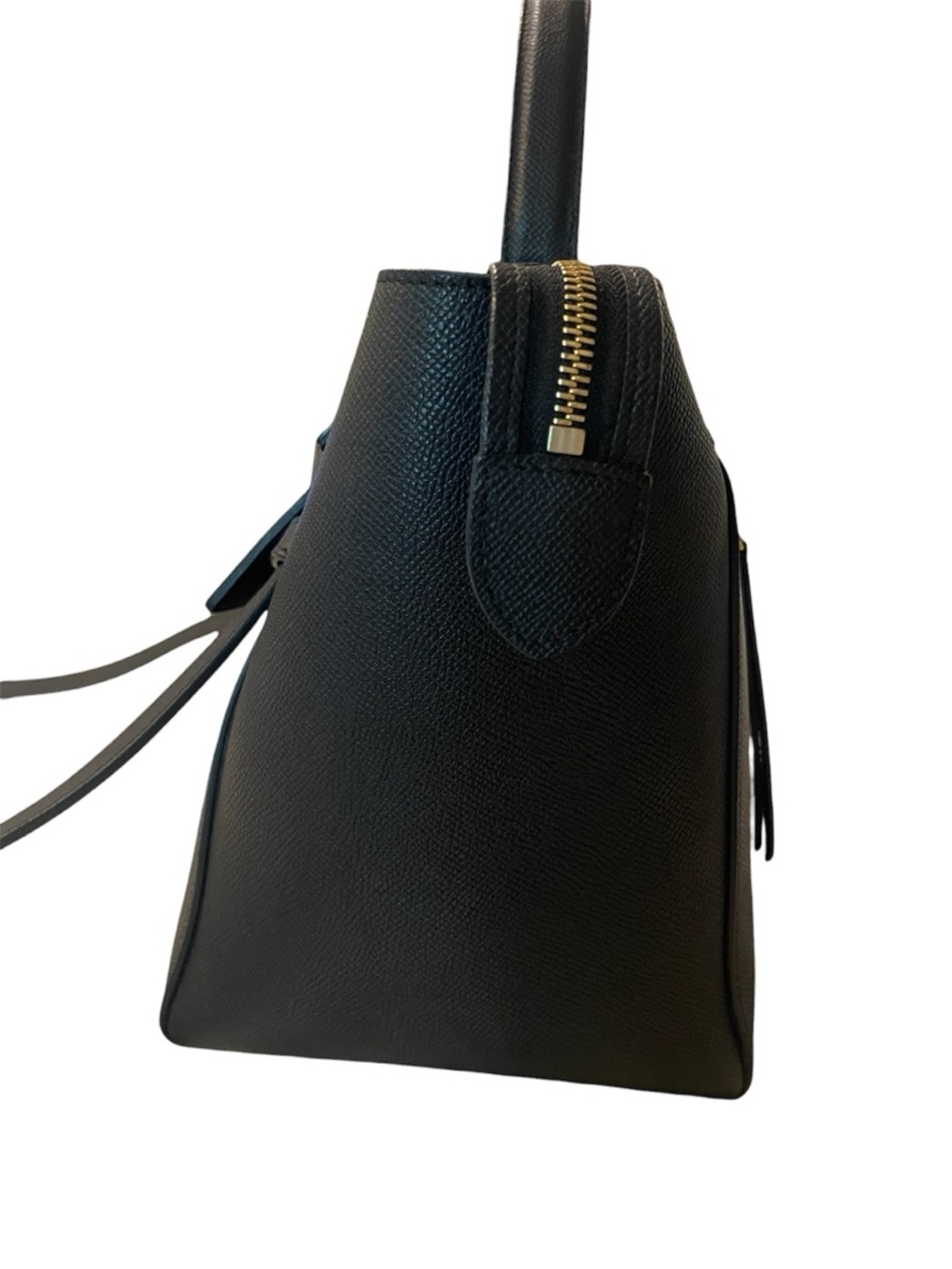 CÉLINE
CÉLINE Grained Calfskin Belt Bag Micro - Picture 7 of 16